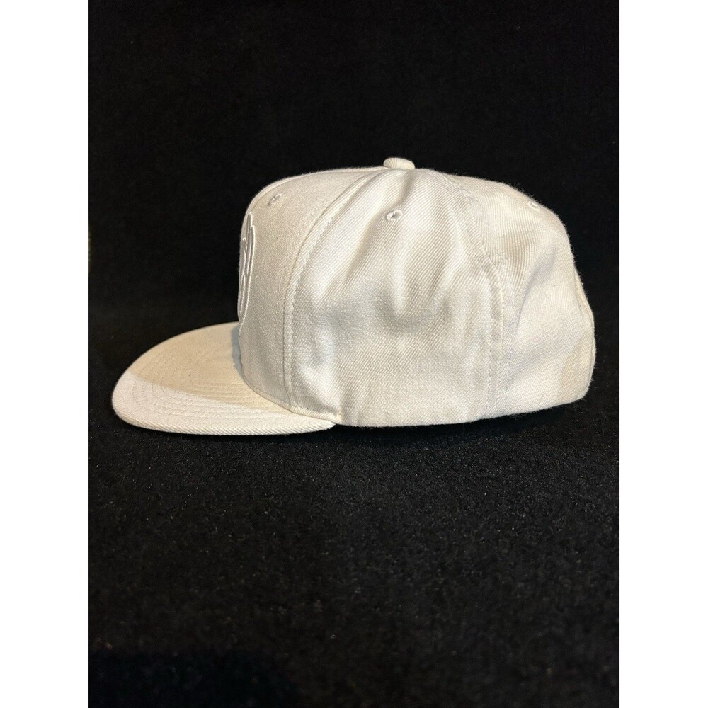 Milwaukee Bucks NBA Mitchell & Ness Adjustable Snapback Hat/Cap White - Picture 7 of 12